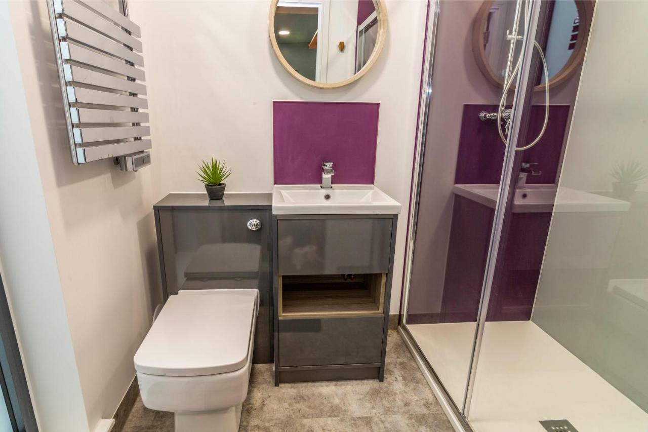 Romantic Getaway Studio Pods Close To City Centre With Free Wifi Derby Exterior photo