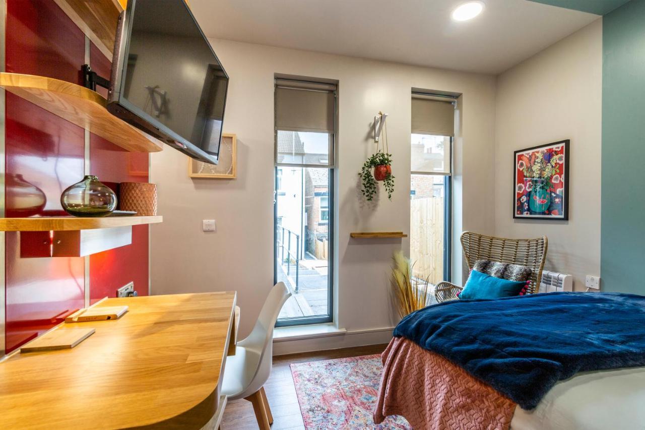 Romantic Getaway Studio Pods Close To City Centre With Free Wifi Derby Exterior photo
